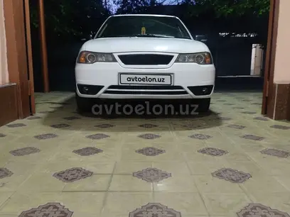 Белый Chevrolet Nexia 2, 1 позиция SOHC 2015 года, КПП Механика, в Ташкент за 6 400 y.e. id5140820