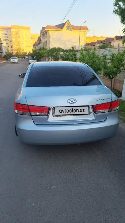 Hyundai Sonata — 2