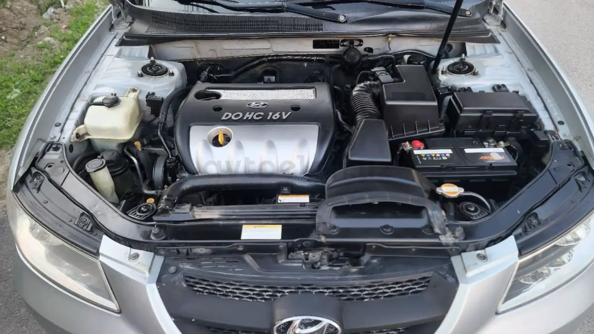 Hyundai Sonata — 5