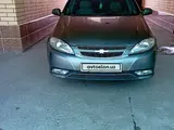 Мокрый асфальт Chevrolet Gentra, 2 позиция 2016 года, КПП Механика, в Ташкент за 8 500 y.e. id5232465, Фото №1