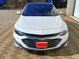 Белый Chevrolet Malibu 2 2020 года, в Ташкент за 19 000 y.e. id6494804, Фото №1