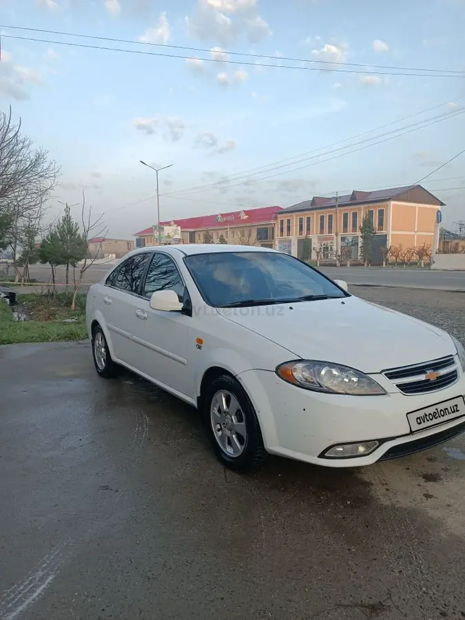 Chevrolet Gentra 2015 — 2