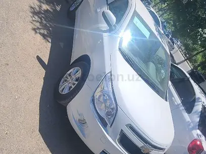 Белый Chevrolet Cobalt, 4 позиция 2024 года, КПП Автомат, в Джизак за 12 800 y.e. id5192720