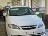 Белый Chevrolet Gentra, 3 позиция 2024 года, КПП Автомат, в Гулистан за 16 100 y.e. id5251141