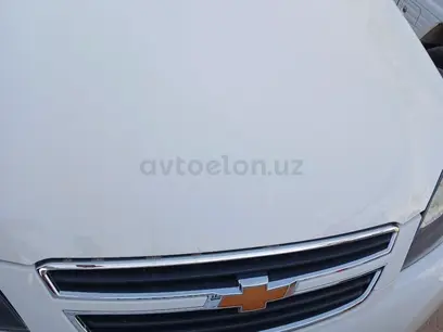 Белый Chevrolet Gentra, 1 позиция Газ-бензин 2019 года, КПП Механика, в Карши за ~10 892 y.e. id4932688
