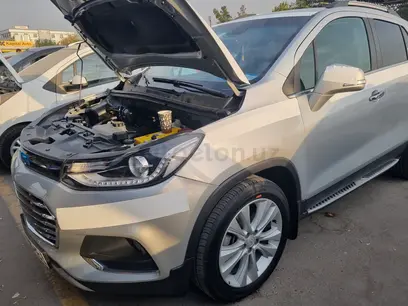 Kumush rang Chevrolet Tracker, 3 pozitsiya 2019 yil, КПП Avtomat, shahar Toshkent uchun 12 800 у.е. id6713530