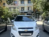 Белый Chevrolet Spark, 2 позиция 2023 года, КПП Механика, в Ташкент за 9 700 y.e. id6463820, Фото №1