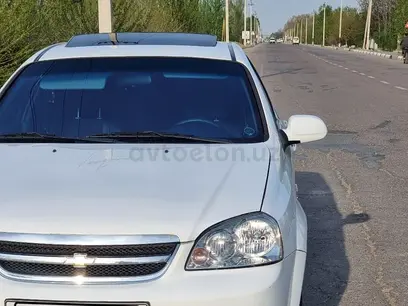 Белый Chevrolet Lacetti, 3 позиция 2010 года, КПП Автомат, в Коканд за 7 000 y.e. id4988195