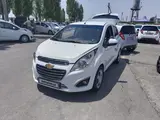 Белый Chevrolet Spark, 2 позиция 2016 года, КПП Механика, в Фергана за 6 400 y.e. id5215101, Фото №1