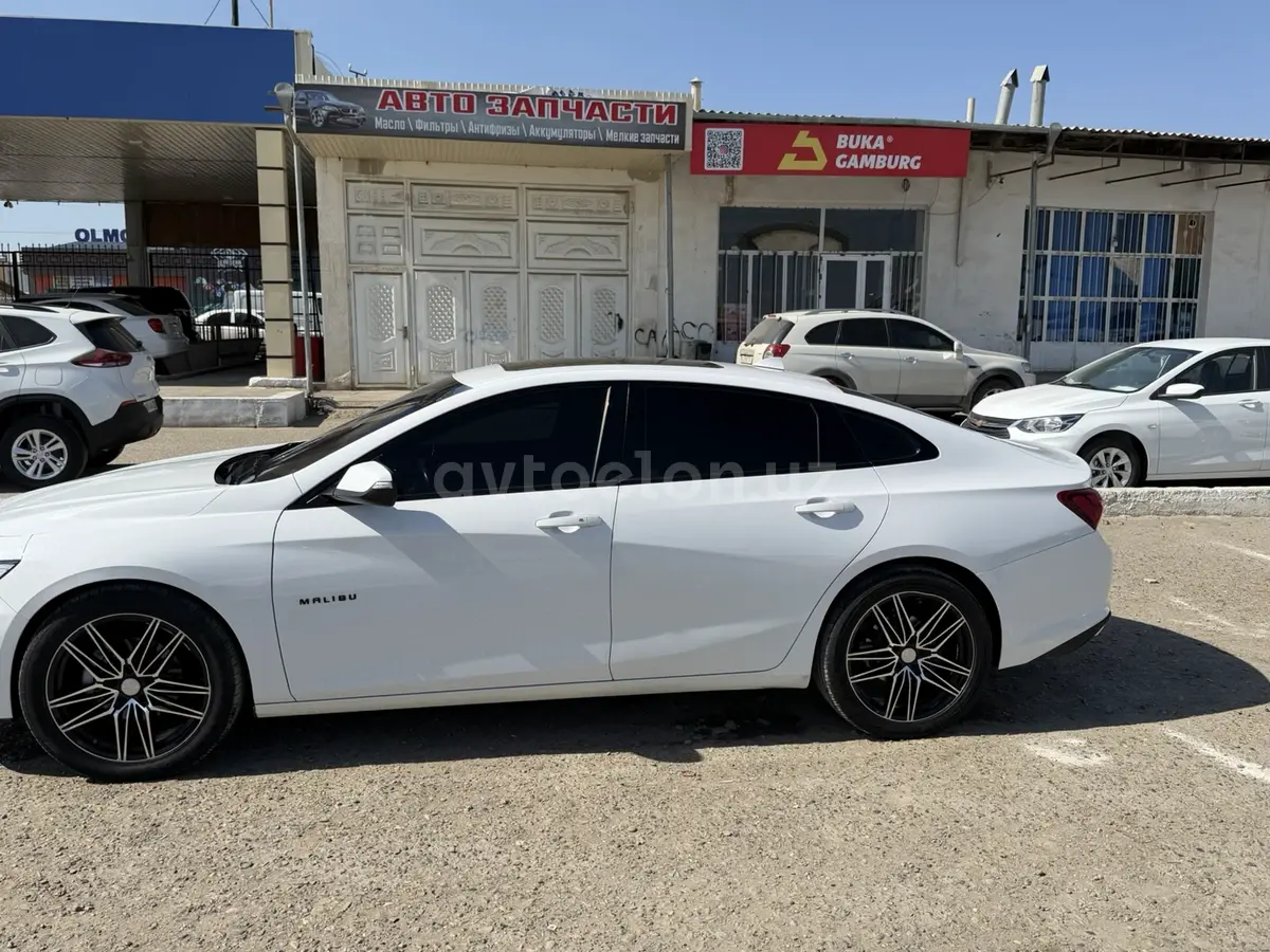 Chevrolet Malibu 2 2020 — 2