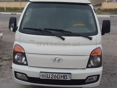 Hyundai 2012 года, в Каттакурганский район за 15 000 y.e. id5141831