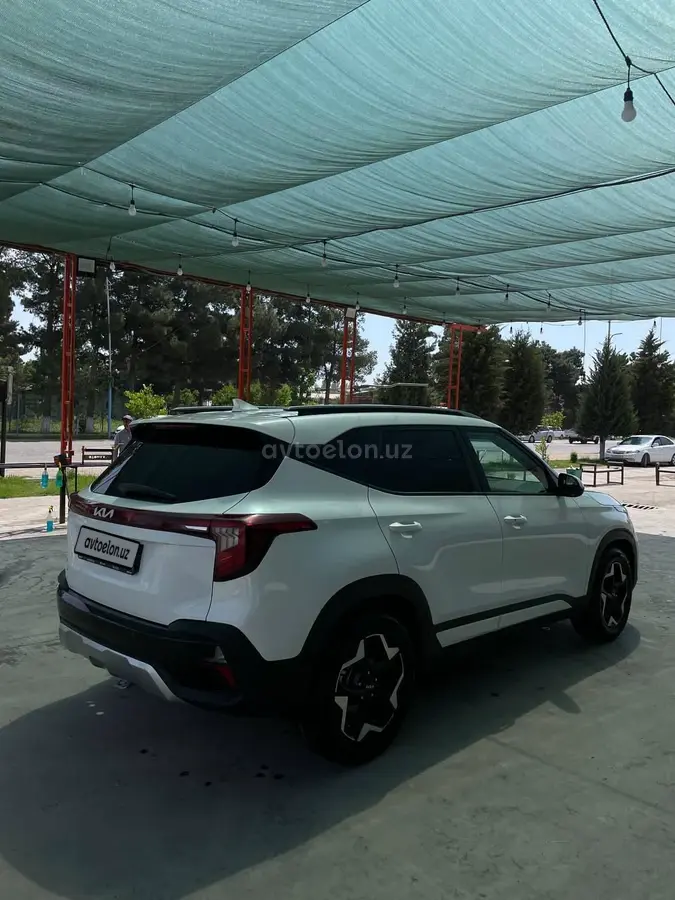 Kia Seltos — 8