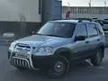 Mokriy asfalt Chevrolet Niva 2015 yil, КПП Mexanika, shahar Toshkent uchun 6 000 у.е. id6455297