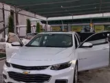 Белый Chevrolet Malibu 2 2018 года, КПП Автомат, в Коканд за 21 000 y.e. id5164183, Фото №1
