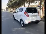 Белый Chevrolet Spark, 3 позиция 2018 года, КПП Механика, в Наманган за 7 200 y.e. id6757076, Фото №1