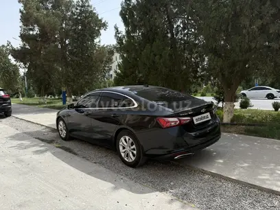 Chevrolet Malibu 2 2020 года, в Термез за ~23 745 y.e. id6398492