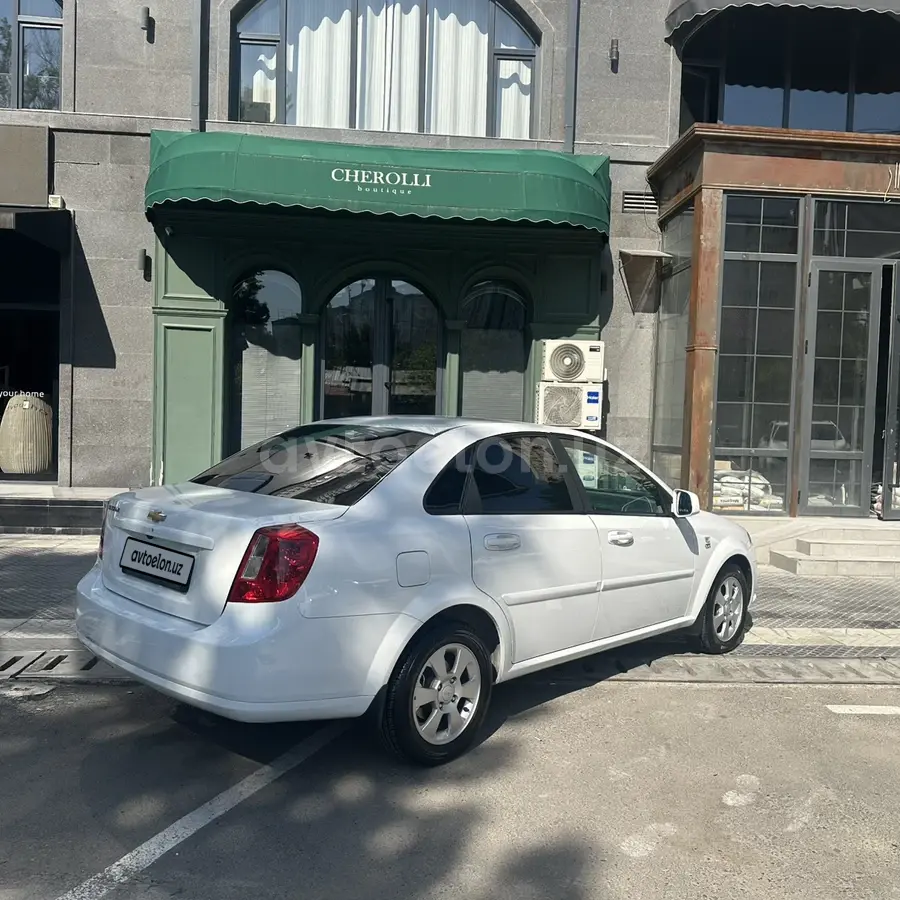 Chevrolet Gentra 2023 — 3