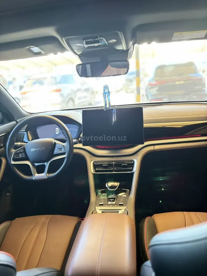 BYD Song Plus DM-i — 4