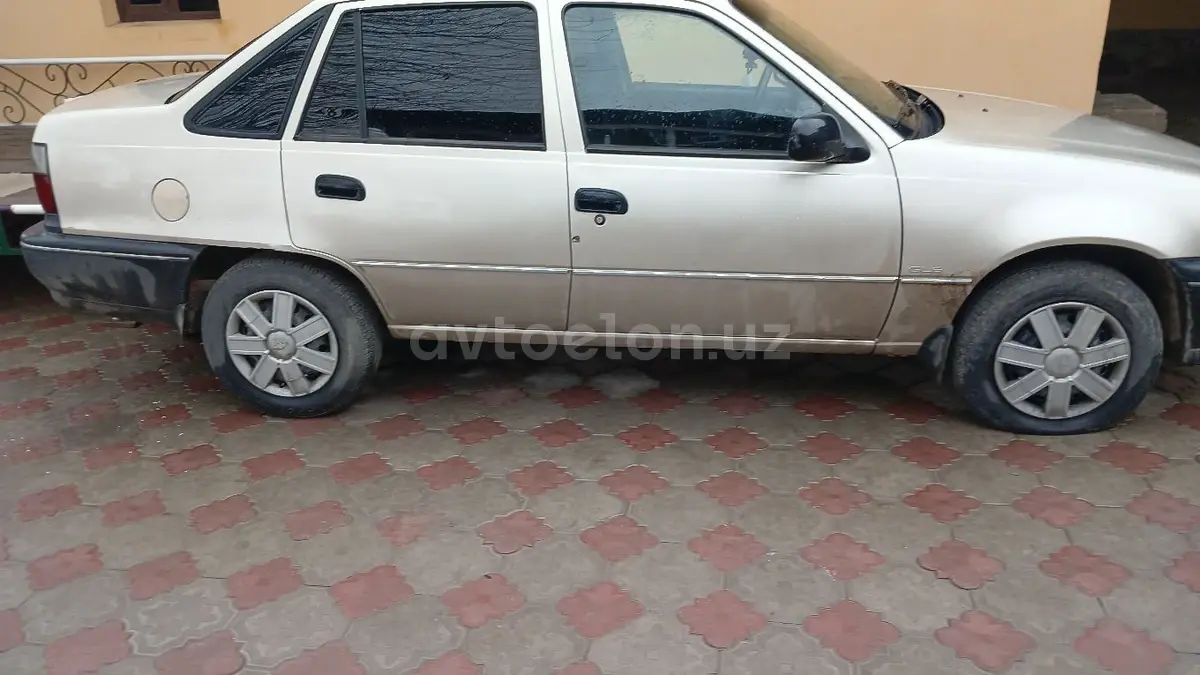 Daewoo Nexia 1998 — 2