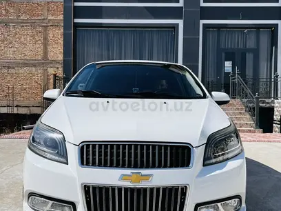 Белый Chevrolet Nexia 3, 4 позиция 2019 года, КПП Автомат, в Навои за 10 500 y.e. id4922363