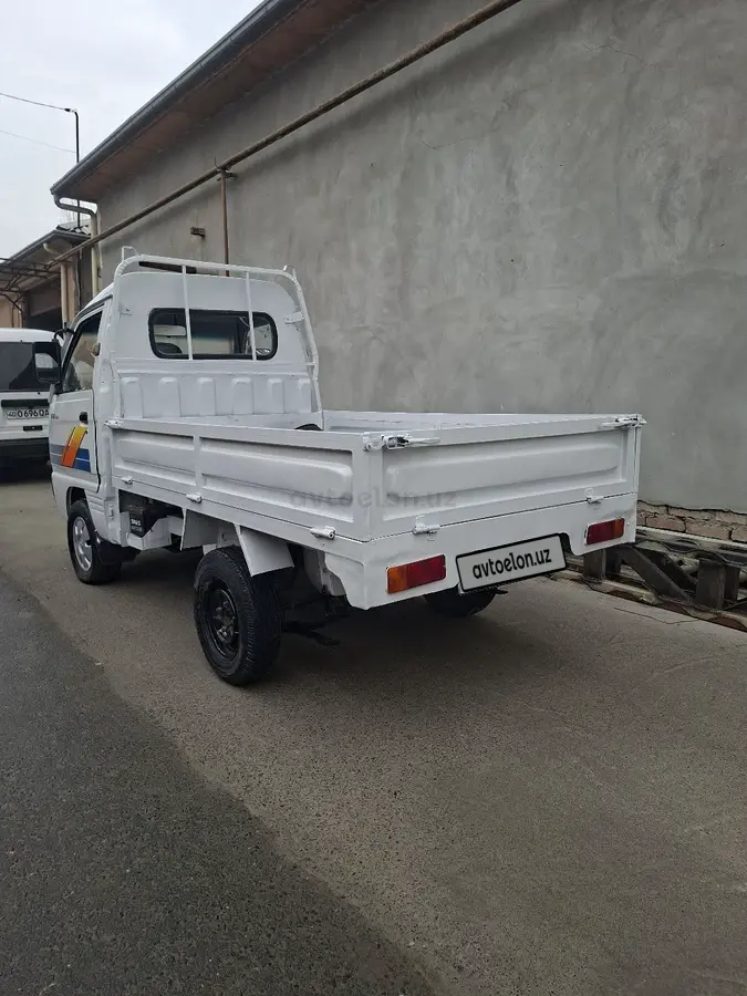 Chevrolet Labo 2001 — 5