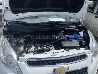 Oq Chevrolet Spark, 2 pozitsiya 2019 yil, КПП Mexanika, shahar Toshkent uchun 7 900 у.е. id4929490