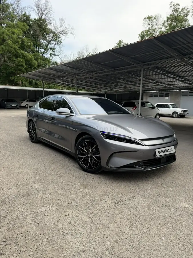 BYD Han EV