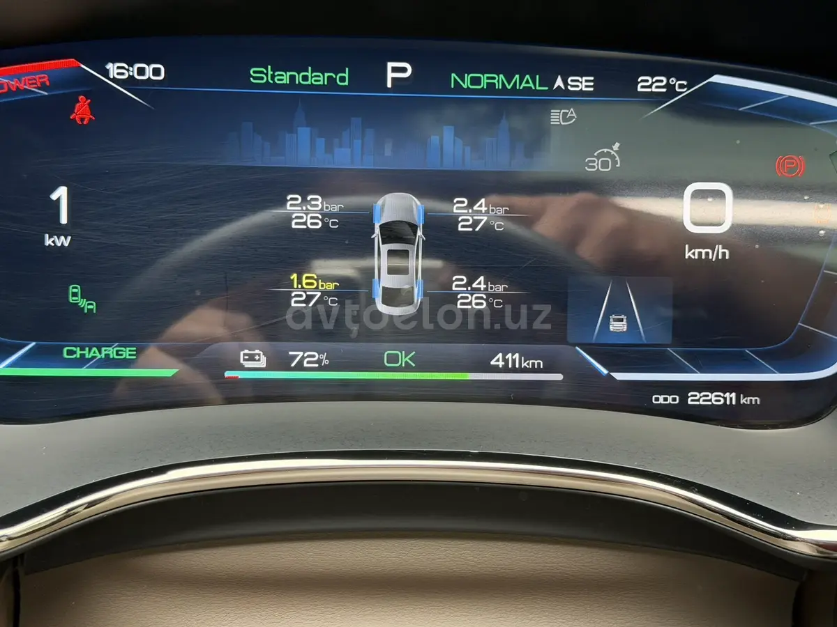 BYD Han EV — 10
