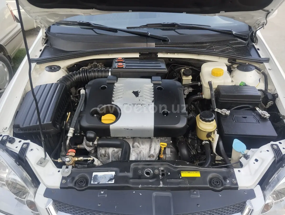 Chevrolet Lacetti 2010 — 3