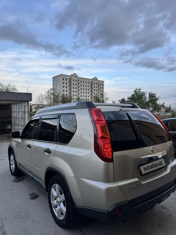 Nissan X-Trail — 7