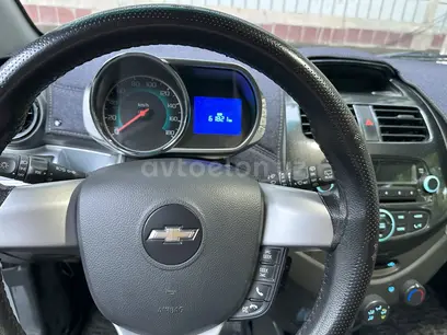 Белый Chevrolet Spark, 4 позиция 2020 года, КПП Автомат, в Ташкент за 9 000 y.e. id5033673
