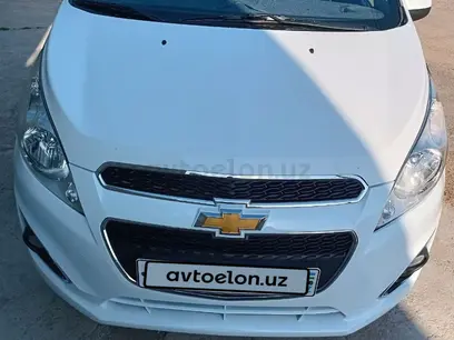 Oq Chevrolet Spark, 2 pozitsiya 2015 yil, КПП Avtomat, shahar Bo'stonliq tumani uchun 7 300 у.е. id4902675