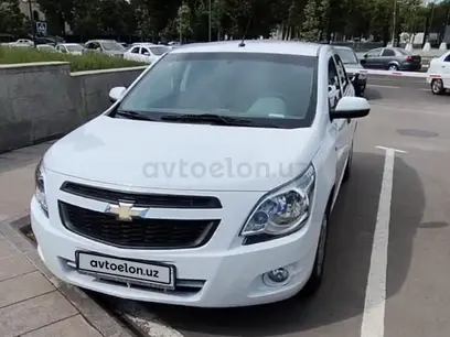 Белый Chevrolet Cobalt, 2 позиция 2019 года, КПП Механика, в Карши за ~10 919 y.e. id5157953