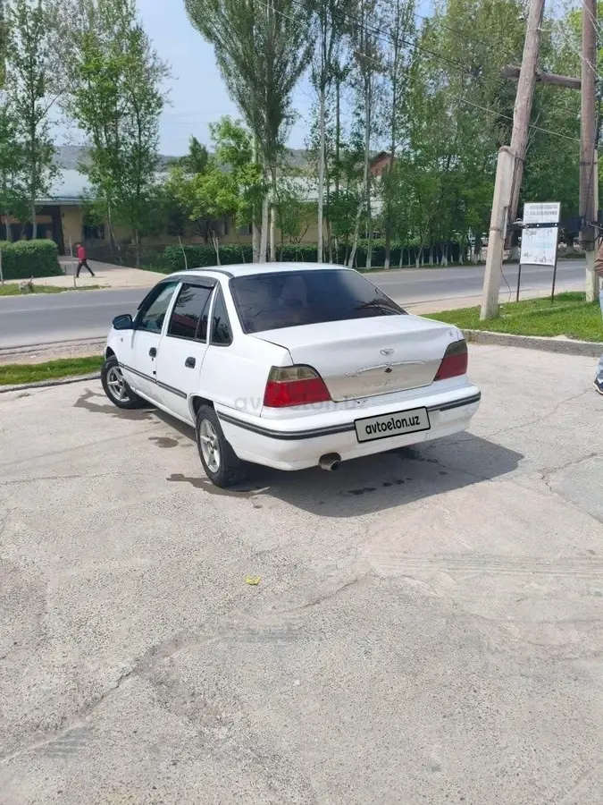 Daewoo Nexia — 4