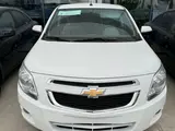 Белый Chevrolet Cobalt, 4 позиция 2024 года, КПП Автомат, в Ташкент за 13 200 y.e. id5027323, Фото №1