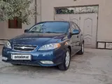 Тёмно-синий Chevrolet Gentra, 3 позиция 2023 года, КПП Автомат, в Ургенч за ~12 947 y.e. id6680761, Фото №1