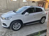 Белый Chevrolet Tracker, 2 позиция 2019 года, КПП Автомат, в Ташкент за 12 700 y.e. id6414581, Фото №1