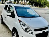 Белый Chevrolet Spark, 2 позиция 2018 года, КПП Механика, в Карши за ~8 426 y.e. id5182274, Фото №1