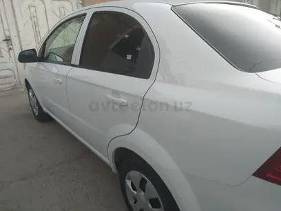 Белый Chevrolet Nexia 3, 2 позиция 2020 года, КПП Механика, в Ургенчский район за ~10 354 y.e. id5195043