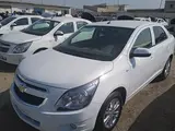 Белый Chevrolet Cobalt, 4 позиция 2024 года, КПП Автомат, в Бухара за 13 400 y.e. id4979893