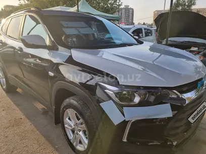 Черный Chevrolet Tracker, 3 позиция 2022 года, КПП Автомат, в Ташкент за 14 900 y.e. id6713540