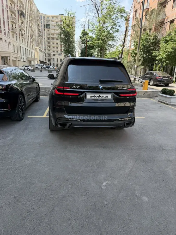 BMW X7 — 2