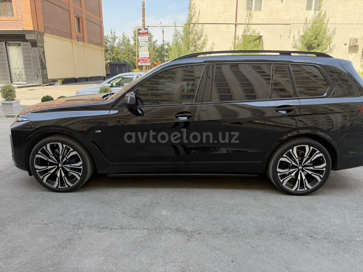 BMW X7 — 4
