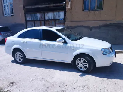 Белый Chevrolet Lacetti, 3 позиция 2011 года, КПП Автомат, в Ташкент за 6 800 y.e. id5173485