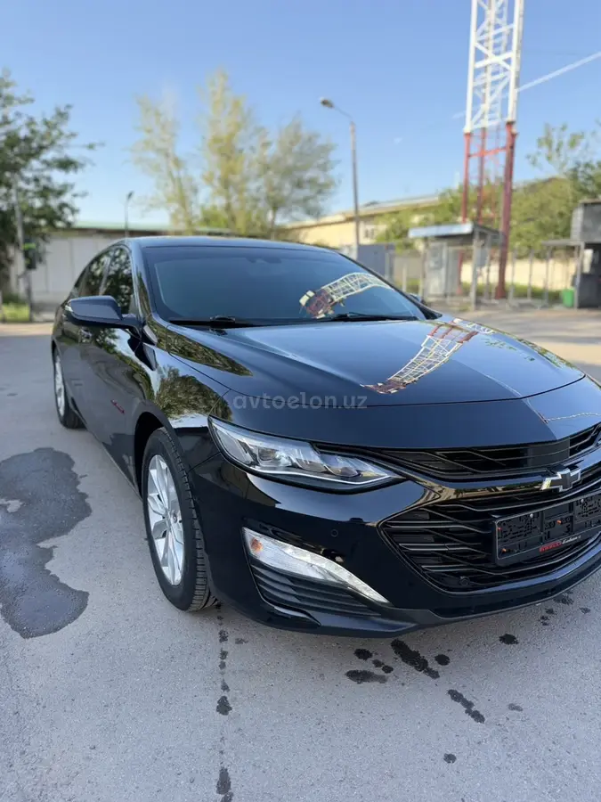 Chevrolet Malibu XL 2023 — 3