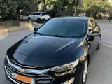 Qora Chevrolet Malibu 2 2019 yil, КПП Avtomat, shahar Toshkent uchun 23 000 у.е. id6459985, Fotosurat №1