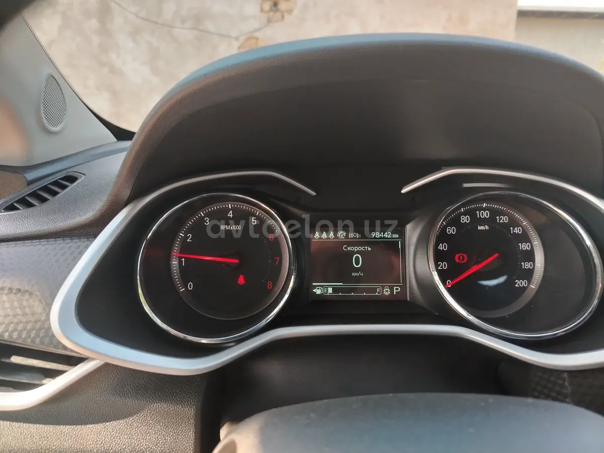 Chevrolet Onix 2023 — 2