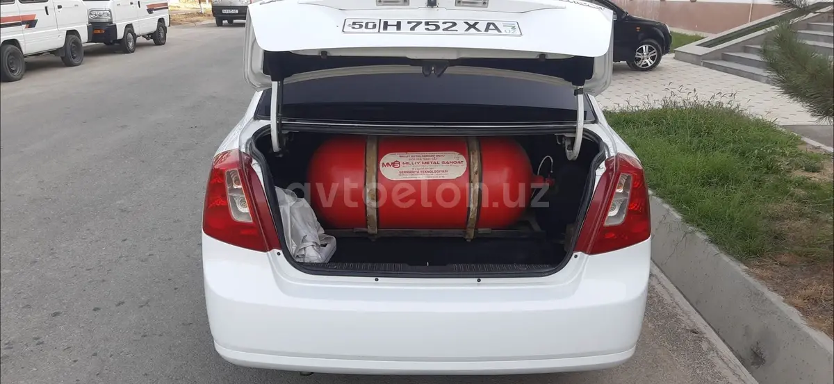 Chevrolet Lacetti 2009 — 2