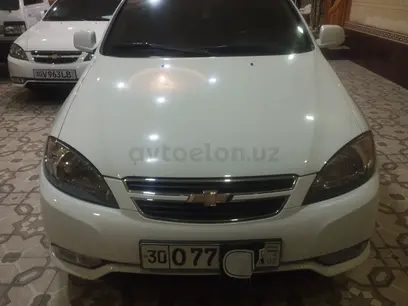 Oq Chevrolet Gentra, 1 pozitsiya Gaz-benzin 2018 yil, КПП Mexanika, shahar Samarqand uchun 11 328 у.е. id5164774