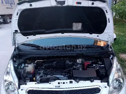 Oq Chevrolet Spark, 4 pozitsiya 2019 yil, КПП Avtomat, shahar Toshkent uchun 9 000 у.е. id5091673